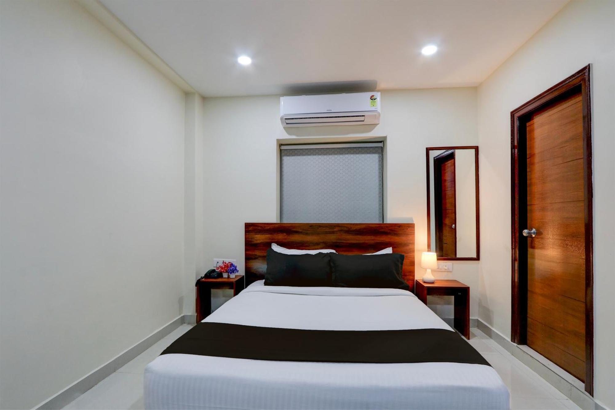 Super Townhouse The Cinco Bliss Near Ikea, Wells Forgo, Kims, Care Hospitals Hotel Hyderabad Luaran gambar