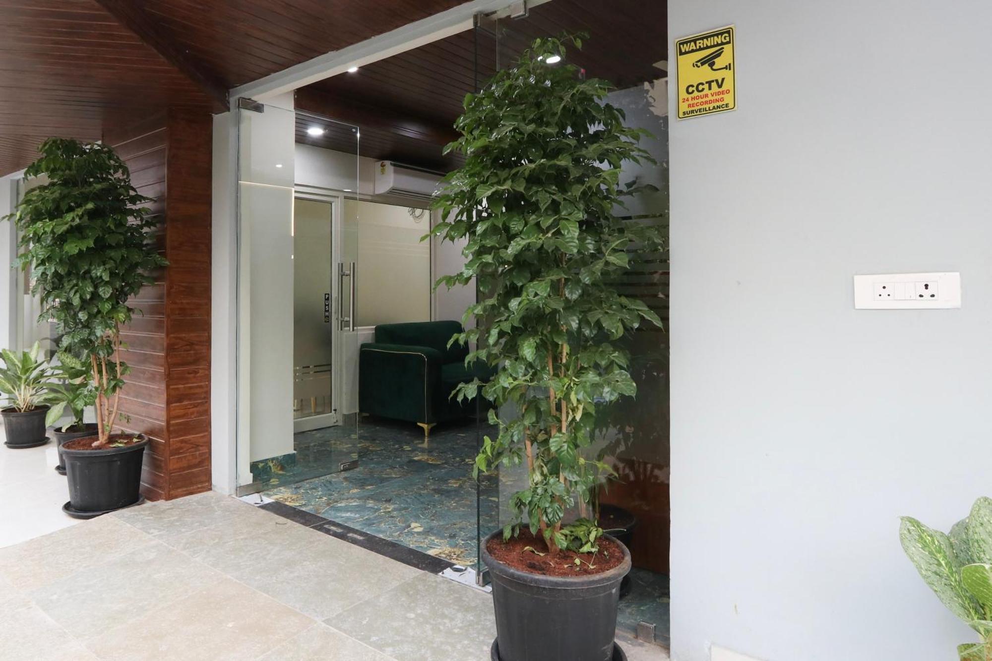 Super Townhouse The Cinco Bliss Near Ikea, Wells Forgo, Kims, Care Hospitals Hotel Hyderabad Luaran gambar